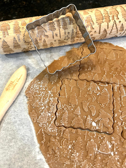 Bigfoot Embossed Rolling Pin – Baking & Pottery Tool