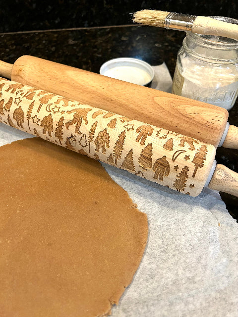 Bigfoot Embossed Rolling Pin – Baking & Pottery Tool
