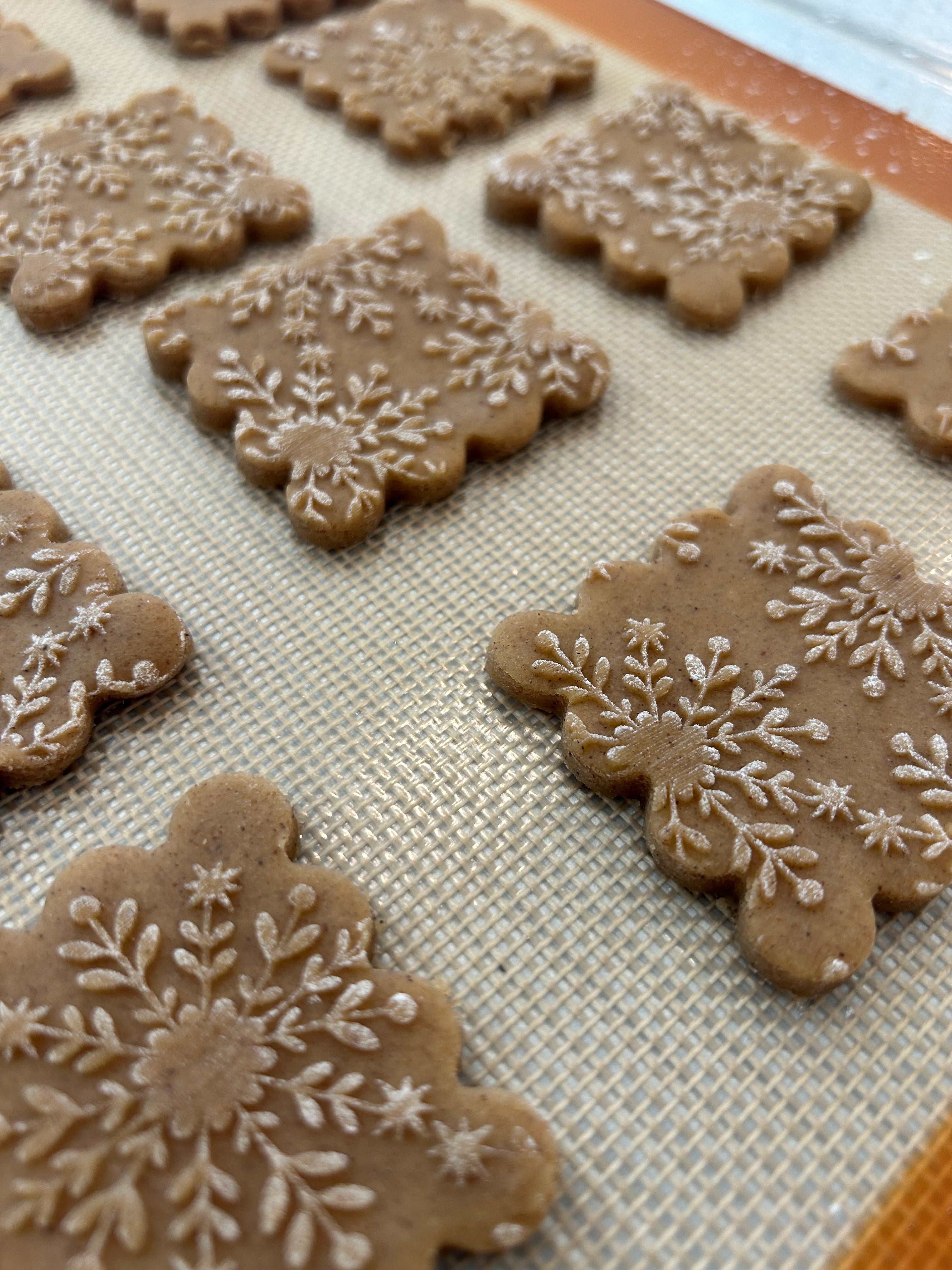 Elegant Snowflakes Embossed Rolling Pin