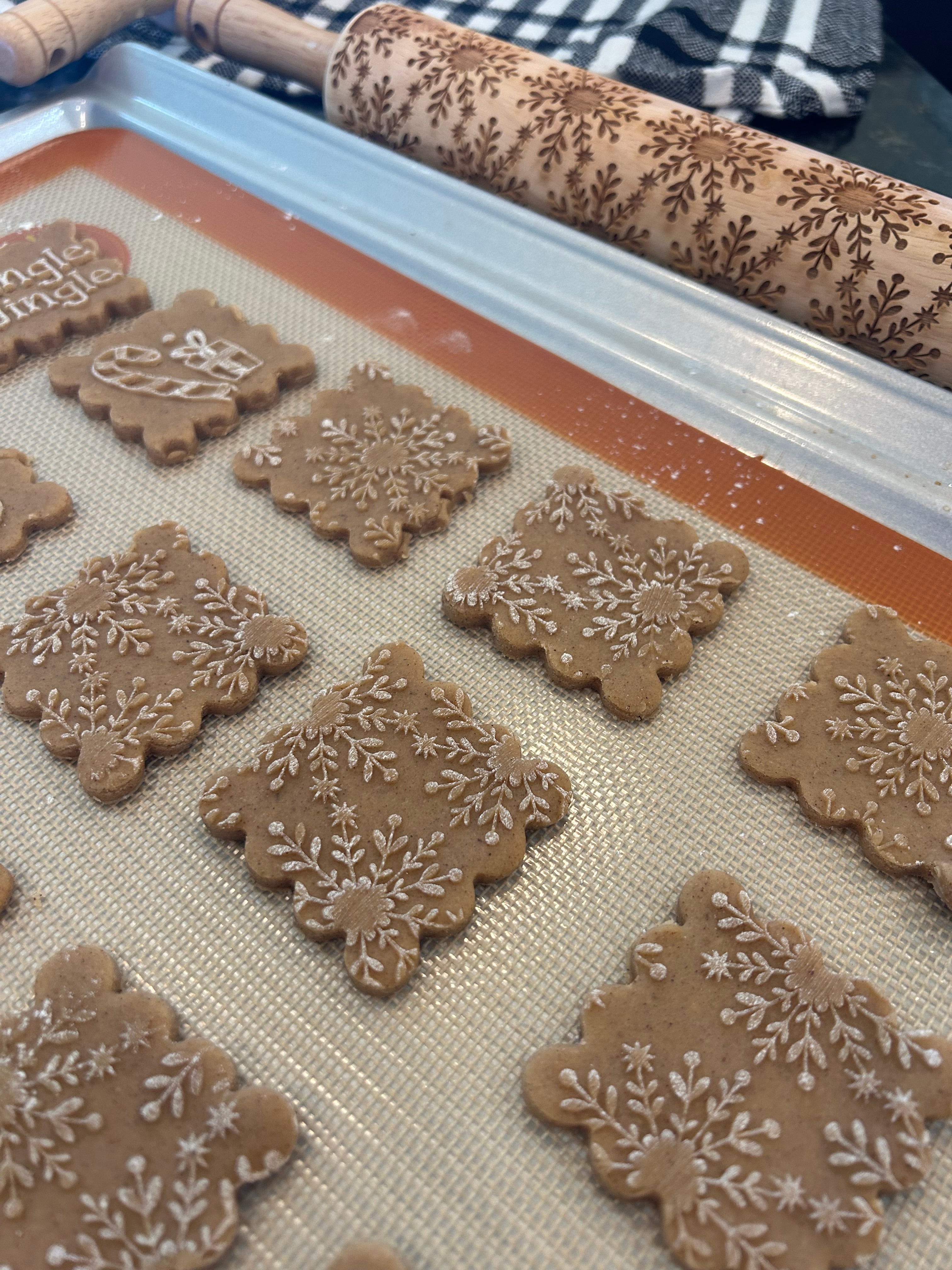 Elegant Snowflakes Embossed Rolling Pin