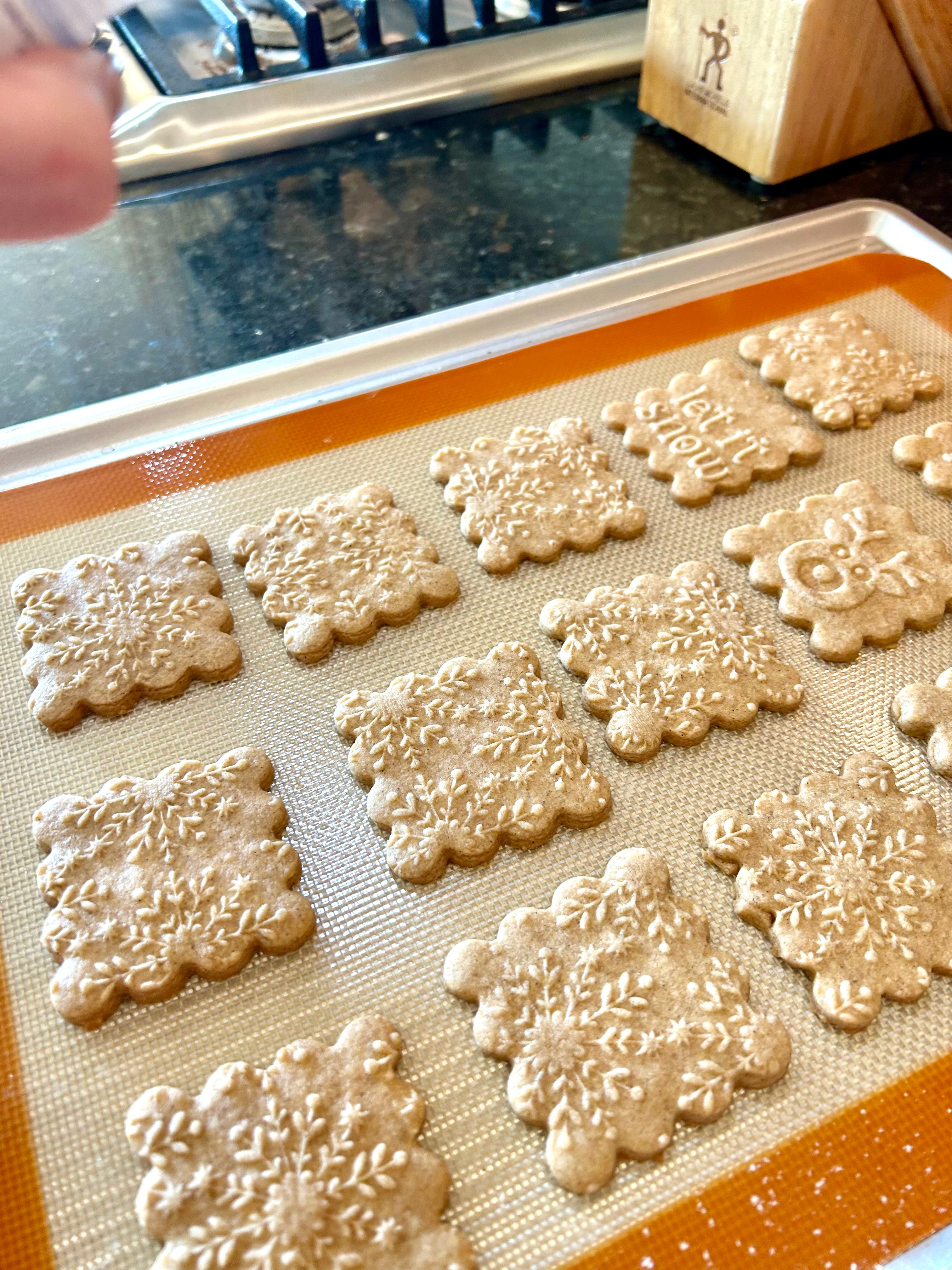 Elegant Snowflakes Embossed Rolling Pin