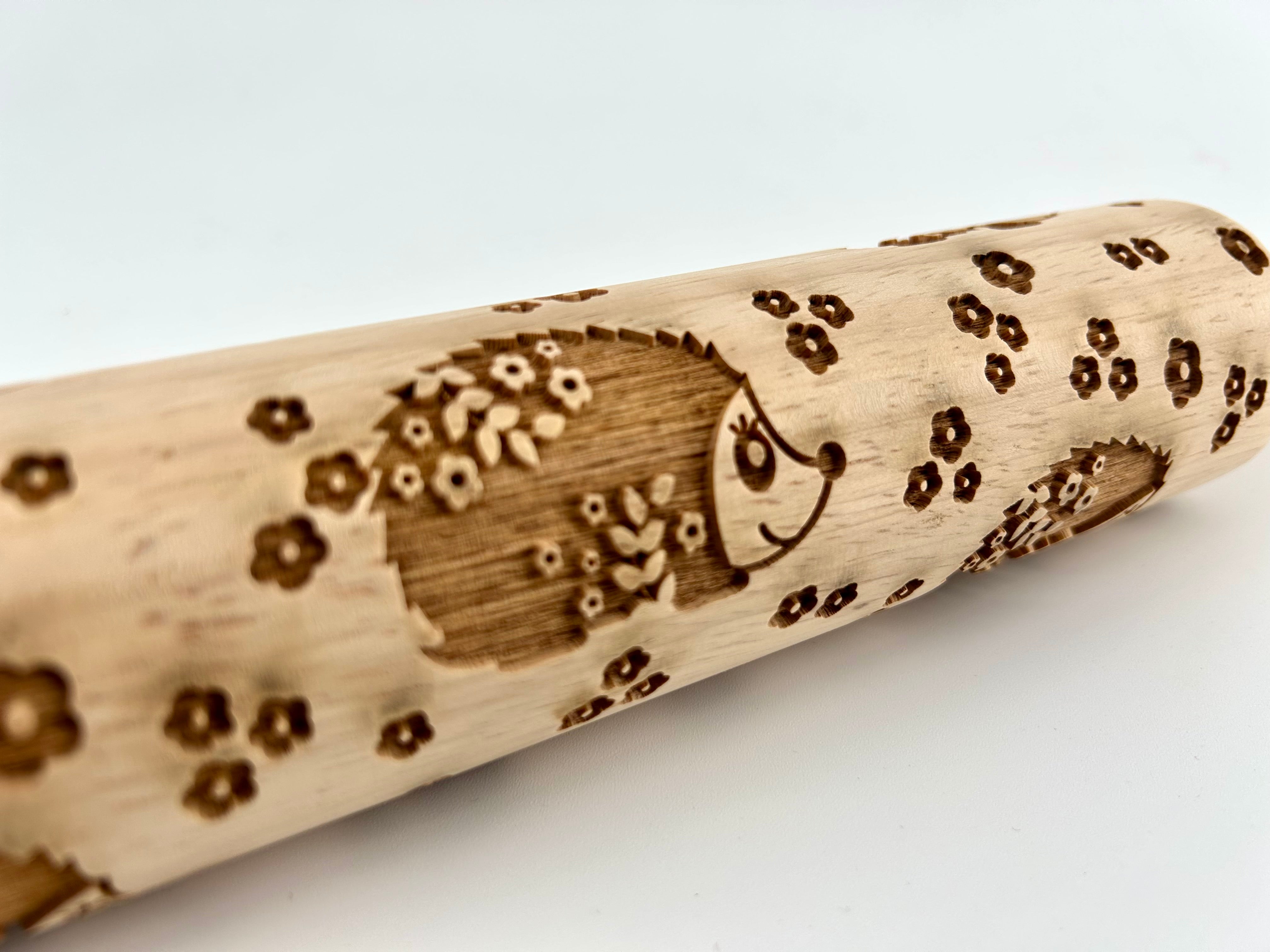 Hedgehog Embossed Rolling Pin for Baking & Pottery