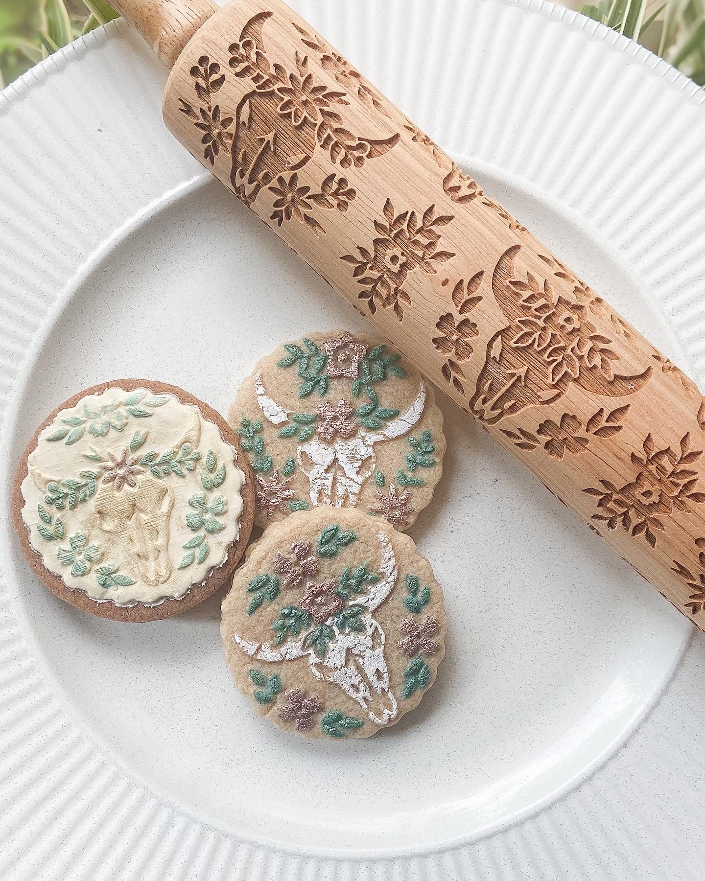 Steer Dala Embossed Rolling Pin for Baking and Pottery