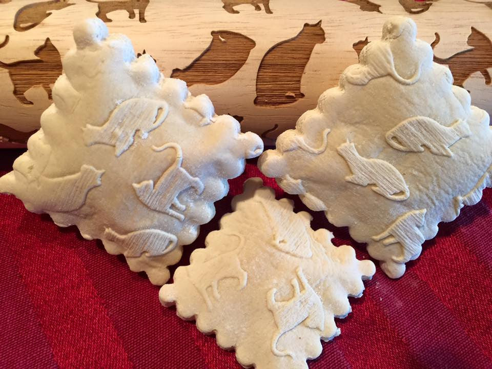 Embossed Cats Rolling Pin –Bakers and Potters