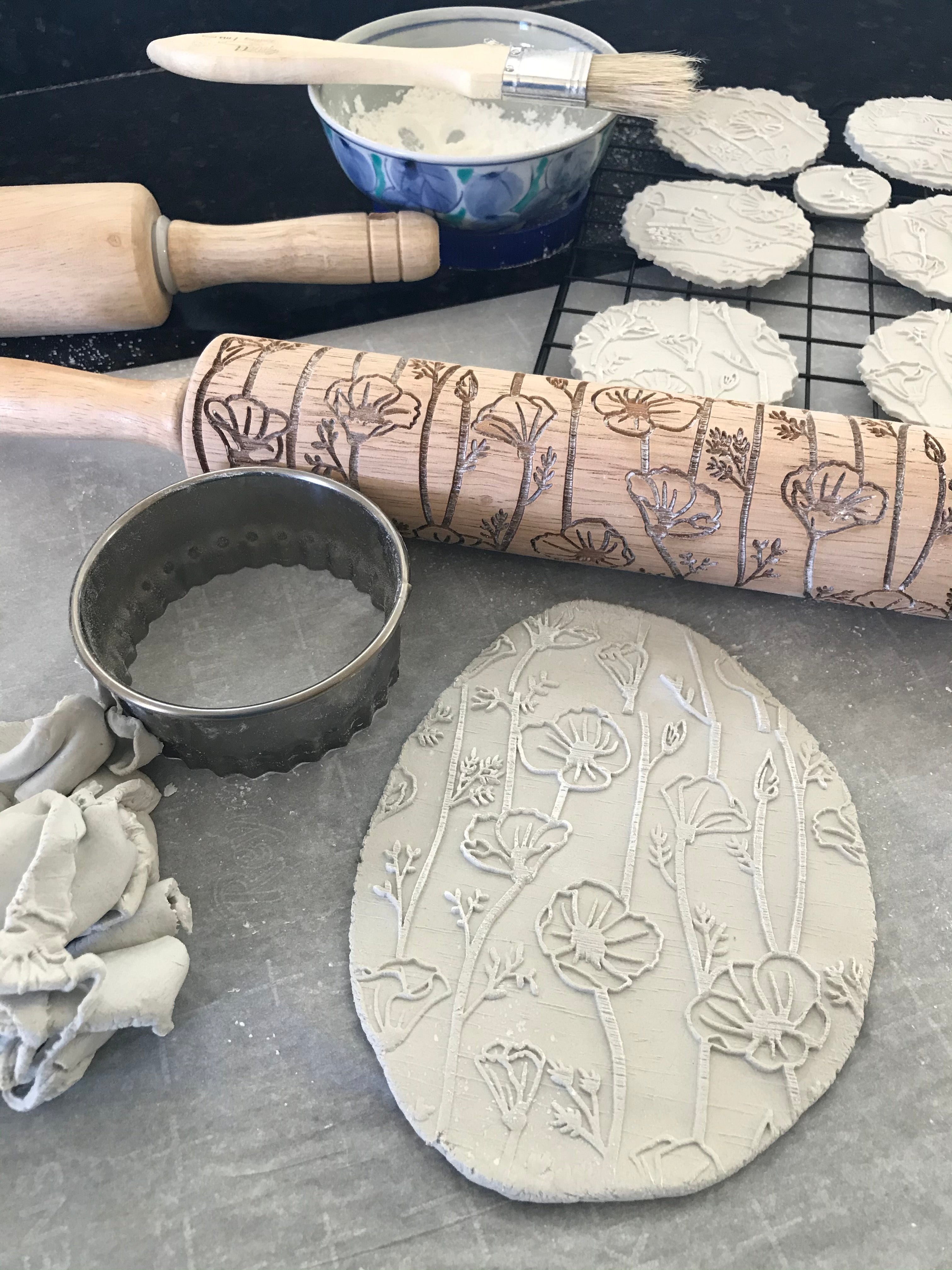 Embossed Poppies Rolling Pin Horizontal Pottery&Baking