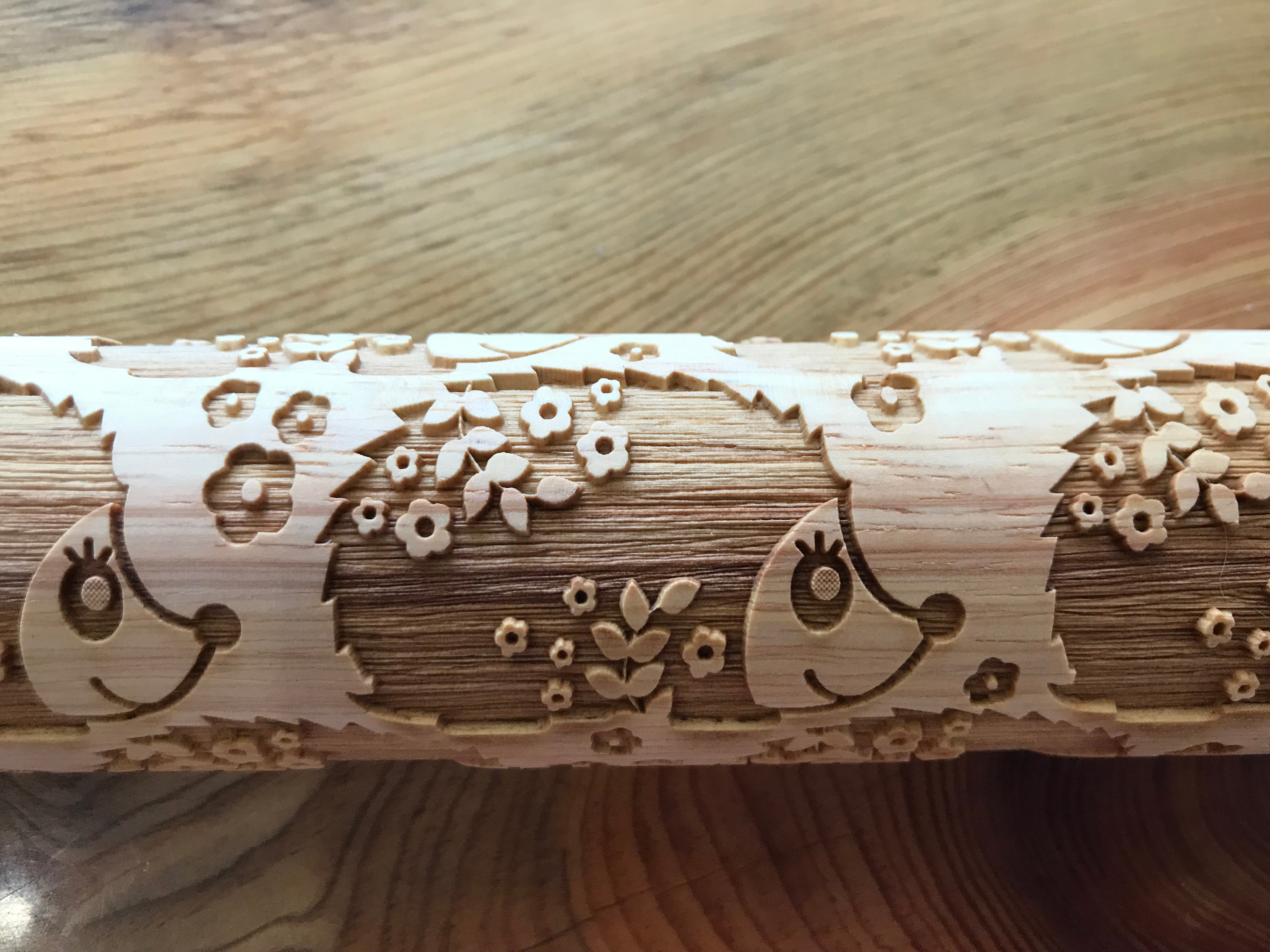 Hedgehog Embossed Rolling Pin for Baking & Pottery