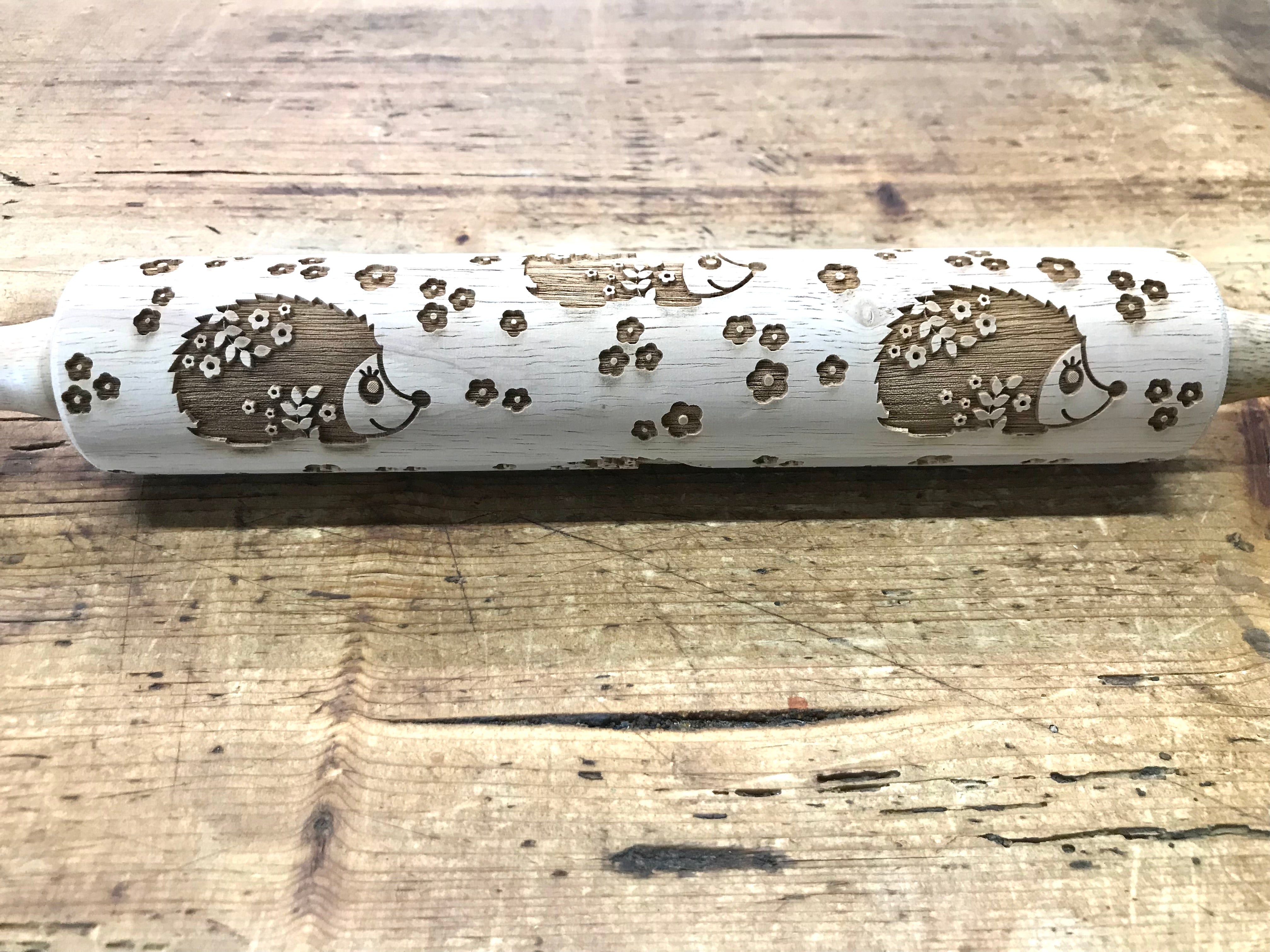 Hedgehog Embossed Rolling Pin for Baking & Pottery