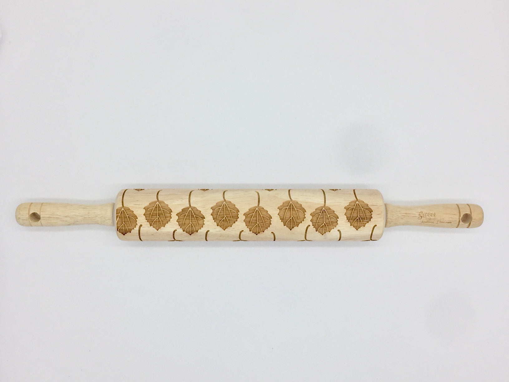 Aspen Leaves Embossed Rolling Pin – Pottery & Baking