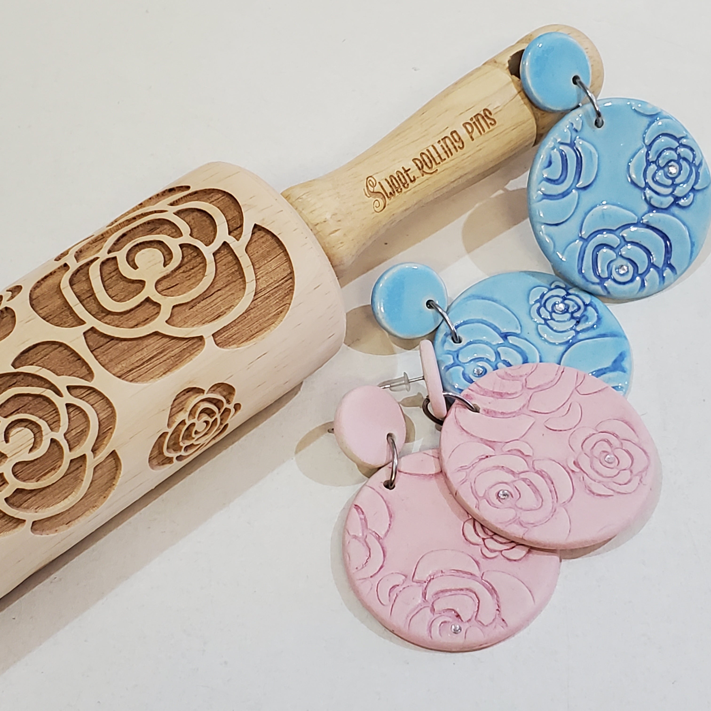 Rose Garden Embossed Rolling Pin for Pottery and Baking
