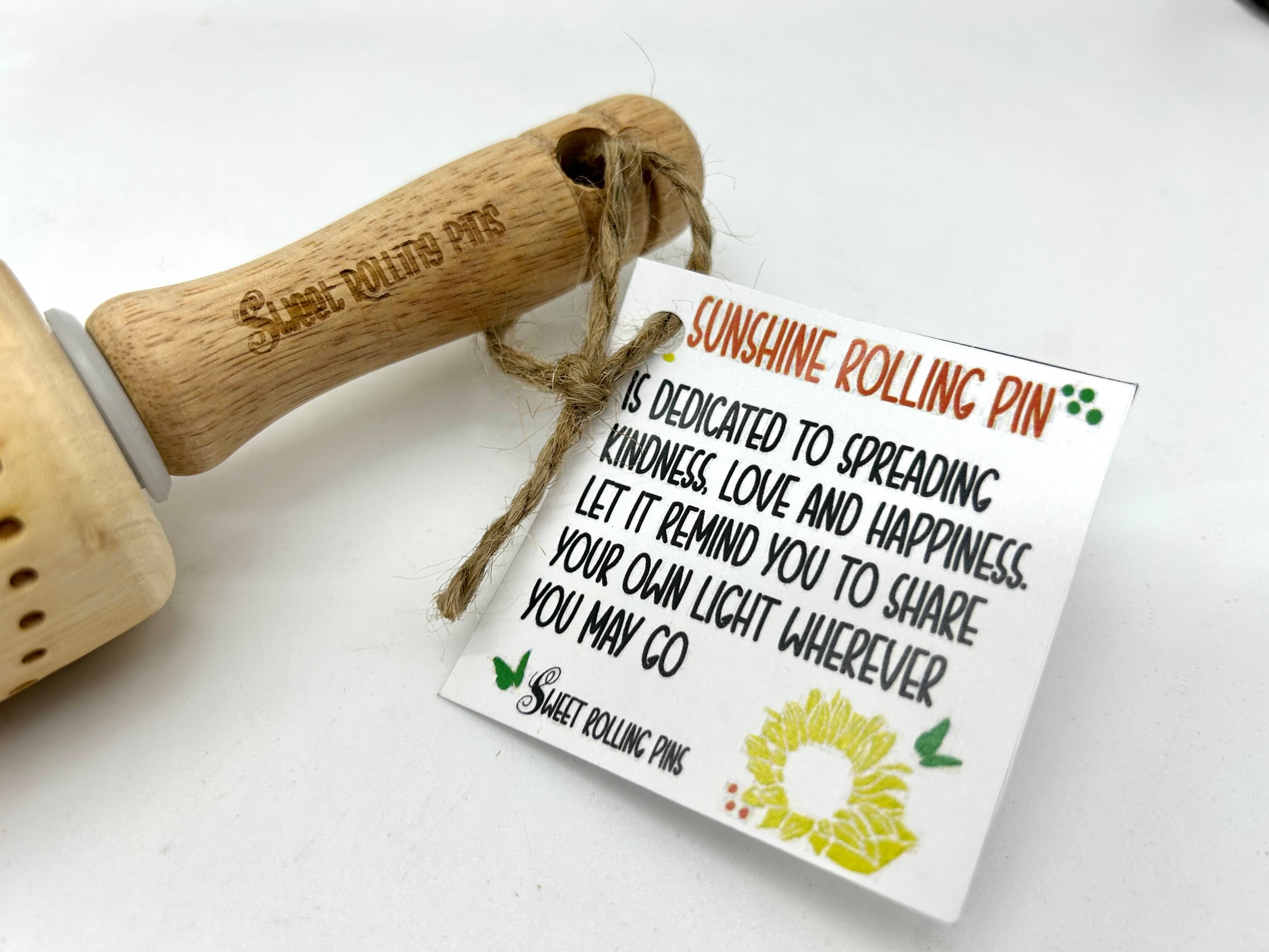 Sunflower Embossed Rolling Pin – A Touch of Kindness and Beauty for Baking & Pottery