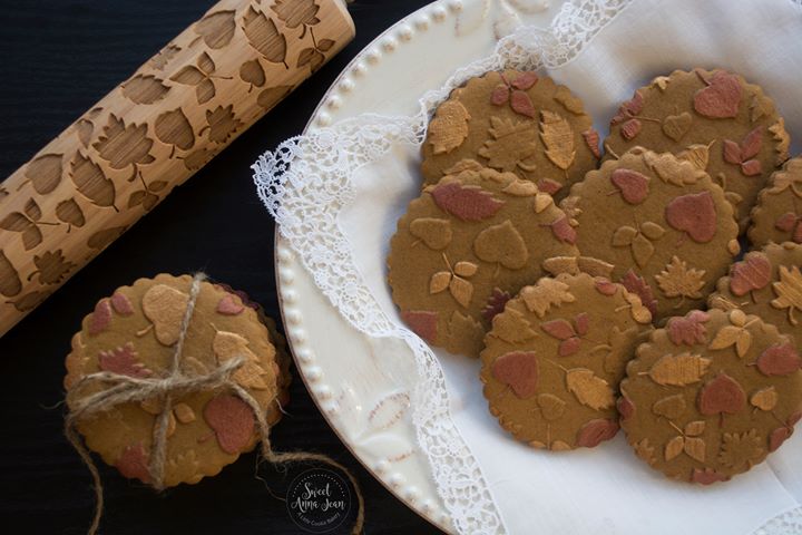 Fall Leaves Embossed Rolling Pin – Pottery & Baking