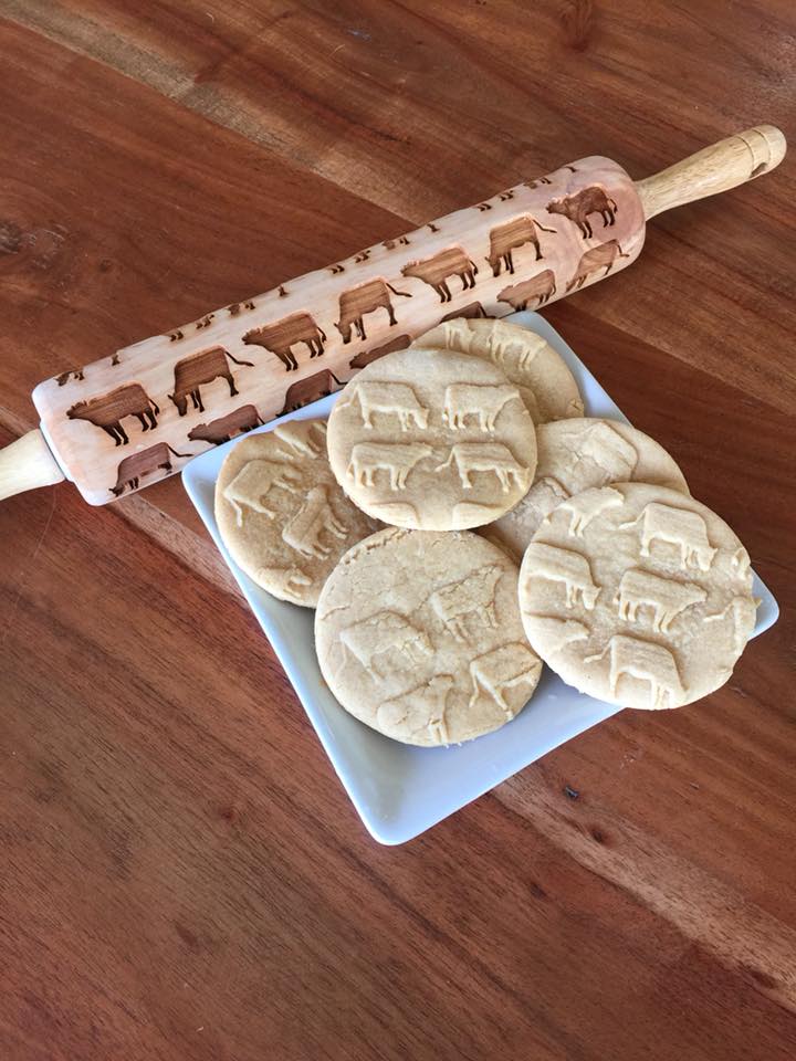 Embossed Cows Rolling Pin – Baking & Crafting