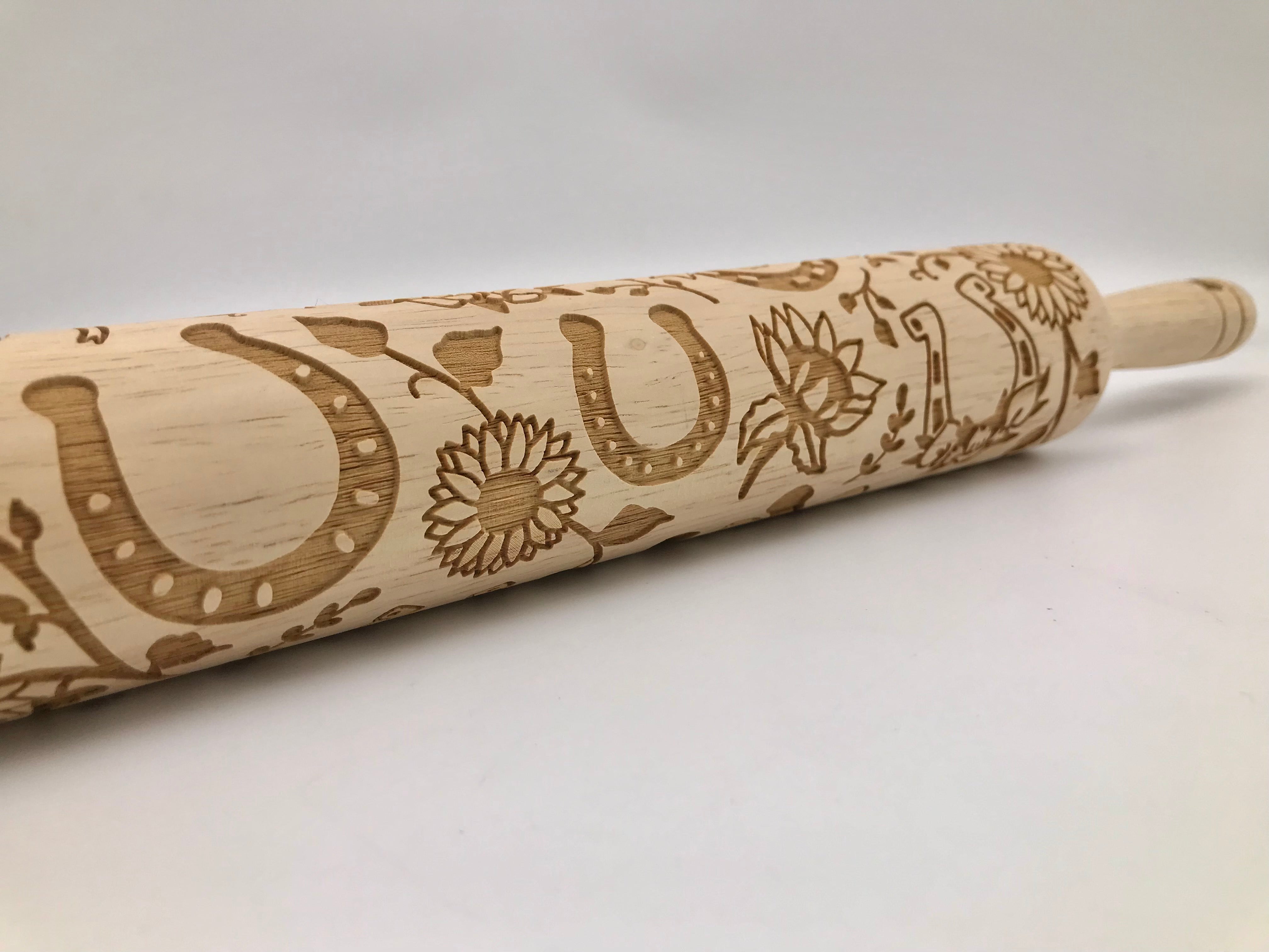 Horseshoes Embossed Rolling Pin for Pottery and Baking