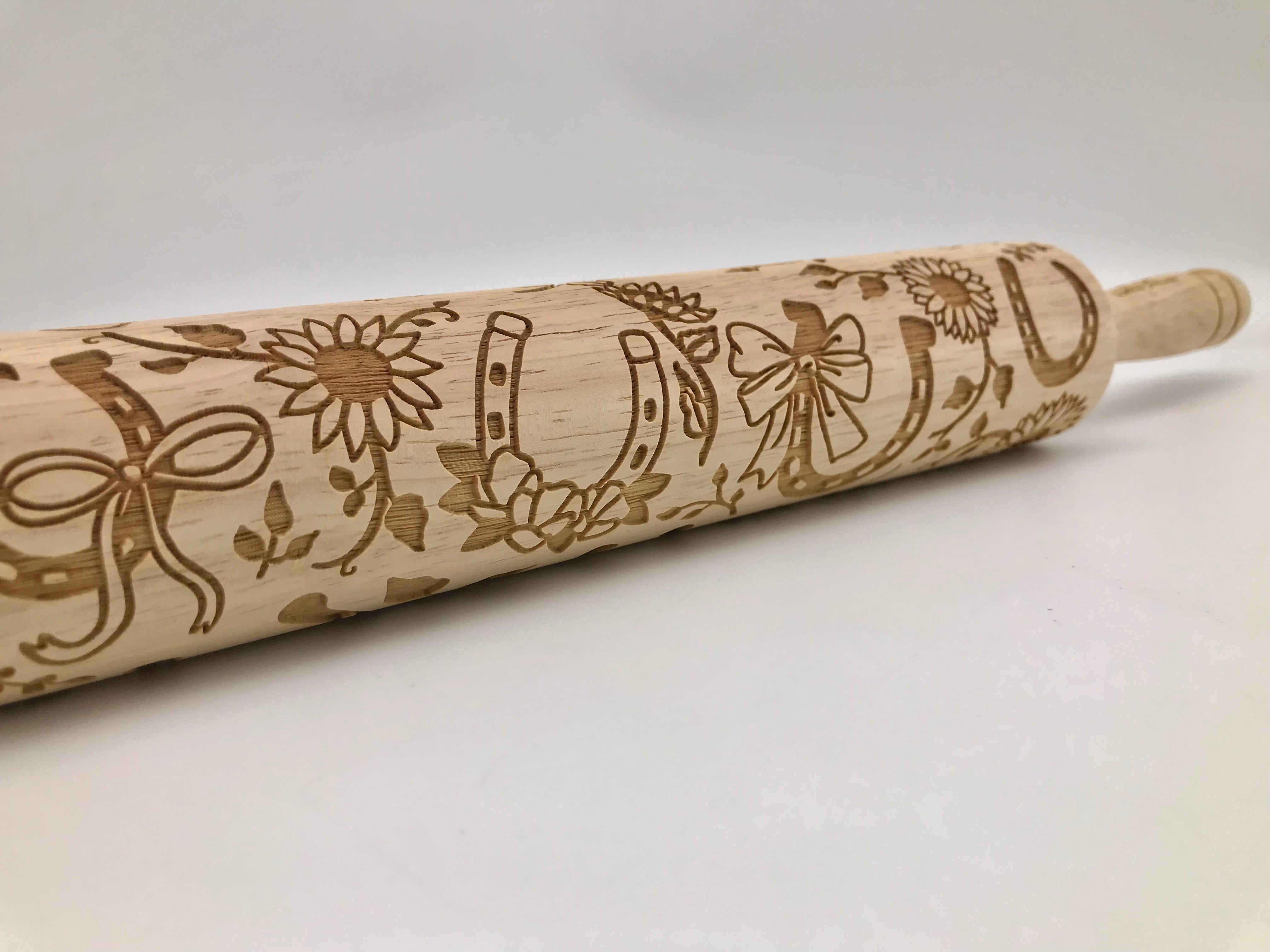 Horseshoes Embossed Rolling Pin for Pottery and Baking