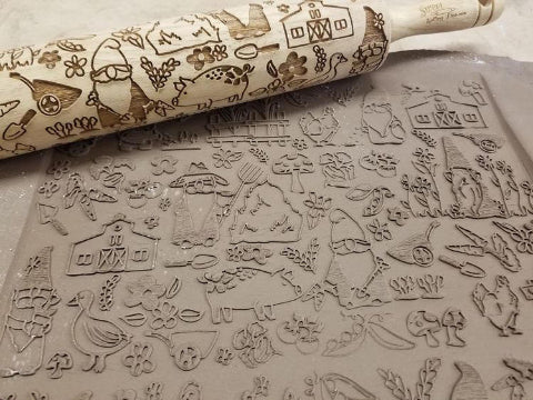 Farmer Gnomes Embossed Rolling Pin – Baking & Crafting